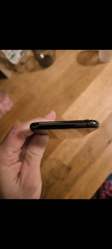 iPhone xs 256gb black space - 2 - iPhones  on Aster Vender