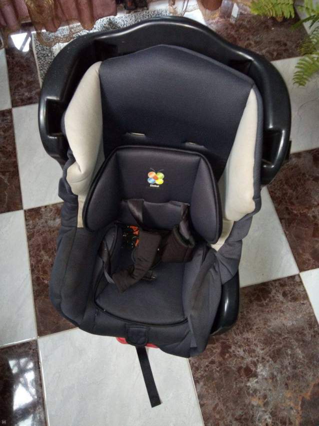 Baby car seat - 3 - Kids Stuff  on MauriCar