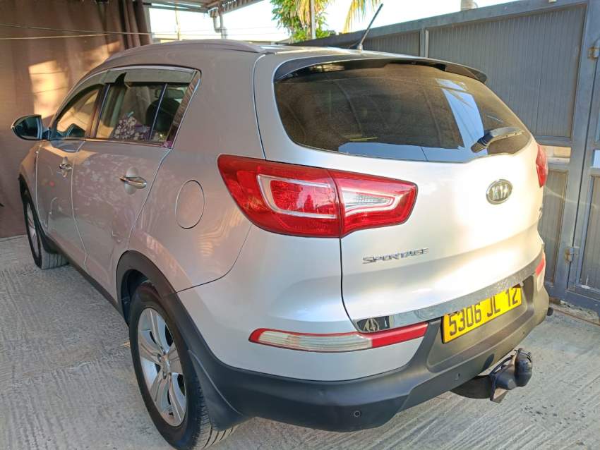 Kia Sportage-2012 - 2 - SUV Cars  on Aster Vender