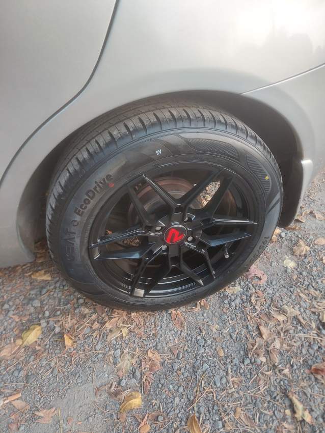 rim and tyre for sale...contact 59278814 - 0 - Family Cars  on Aster Vender