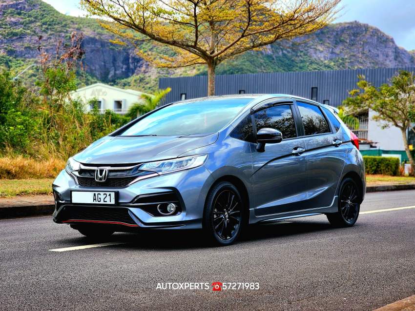 Honda Jazz -2021 - 2 - Family Cars  on MauriCar