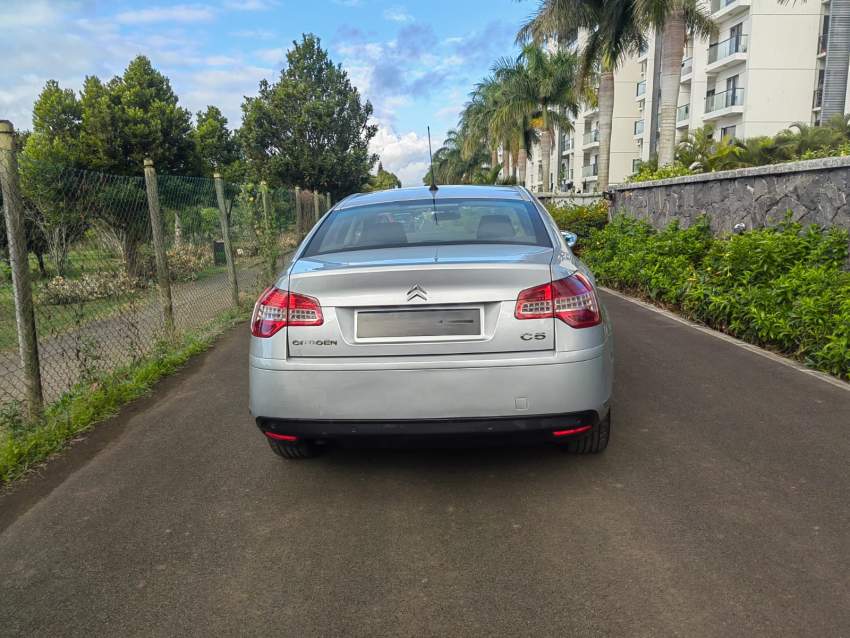 Citroen c5-2009 - 2 - Family Cars  on MauriCar