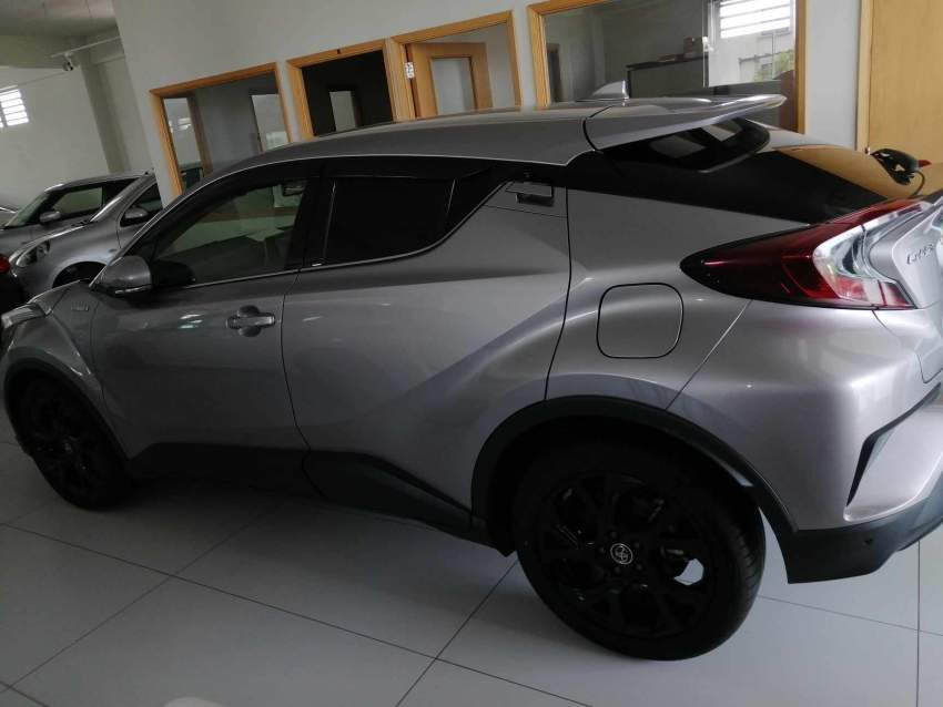 Toyota C-HR 2019 - 1 - SUV Cars  on MauriCar