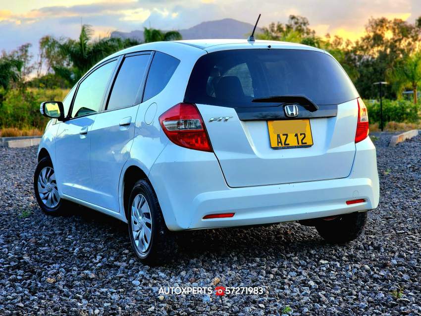 Honda fit - 2012 - 4 - Compact cars  on MauriCar