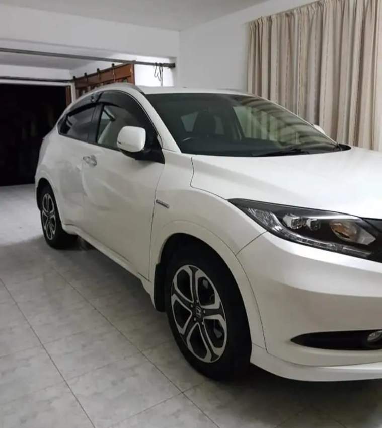 Honda Vezel - 1 - SUV Cars  on Aster Vender