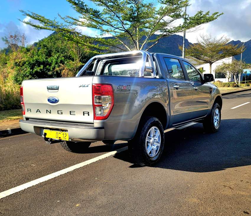 Ford Ranger-2012 - 4 - Pickup trucks (4x4 & 4x2)  on Aster Vender