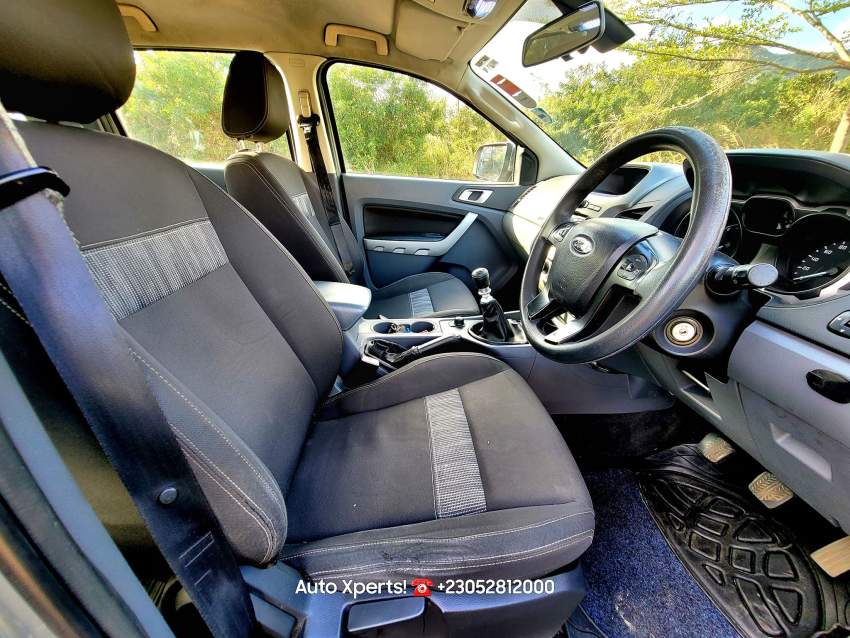 Ford Ranger-2012 - 6 - Pickup trucks (4x4 & 4x2)  on Aster Vender