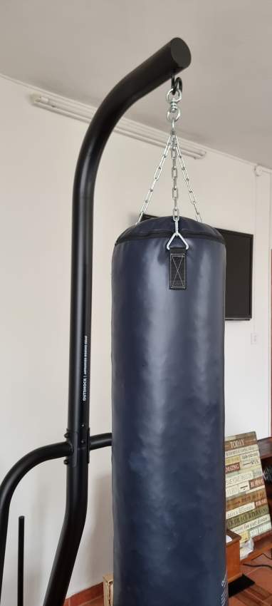 Brand new decathlon punching bag - 1 - Fitness & gym equipment  on MauriCar