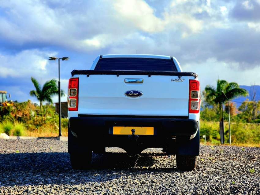 Ford Ranger-2013 - 3 - Pickup trucks (4x4 & 4x2)  on MauriCar