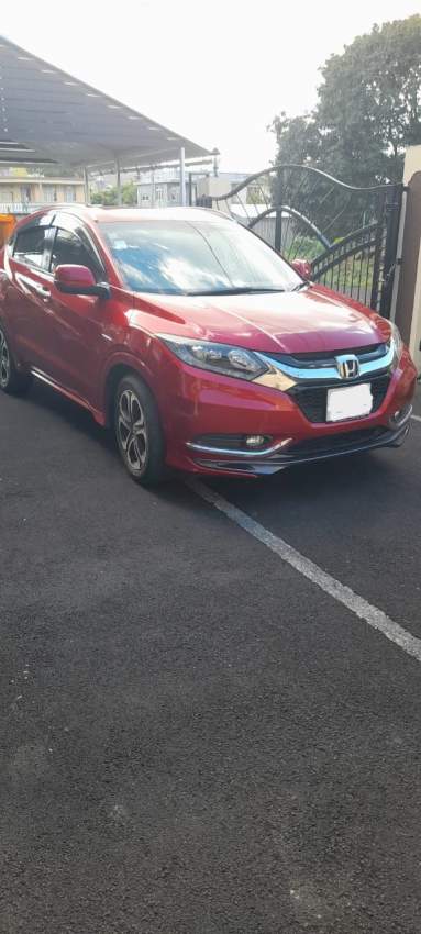 Honda Vezel-2015