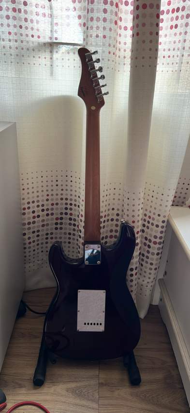 Kaysen KST-650 - 1 - Electric guitar  on Aster Vender