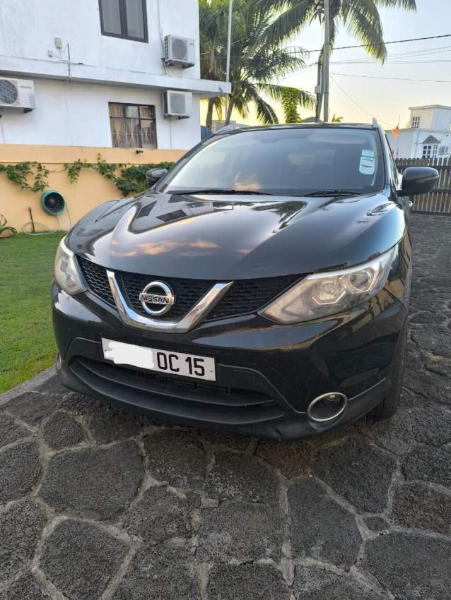 Nissan Qashqai-2015