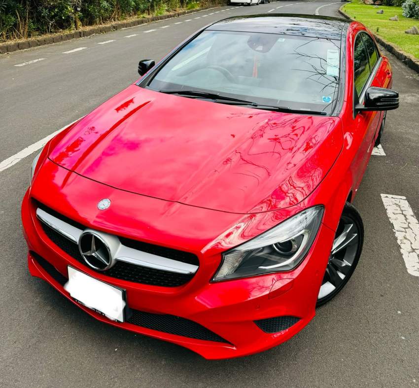 Mercedes CLA180 - 2014 - 1 - Luxury Cars  on Aster Vender