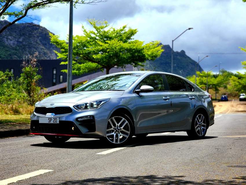 Kia Cerato-2020 - 2 - Family Cars  on Aster Vender