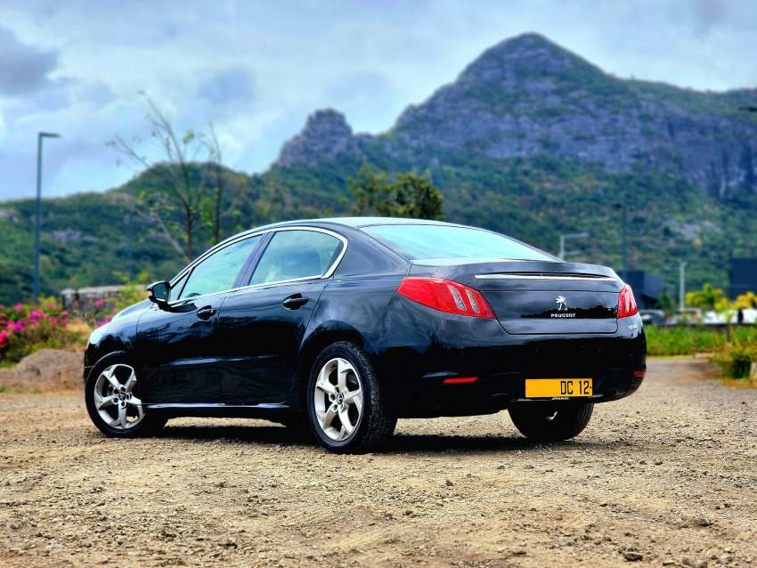 Peugeot 508-2012 - 3 - Family Cars  on Aster Vender