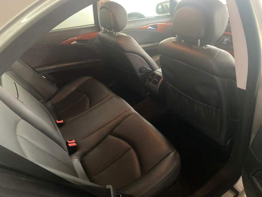 Mercedes E200-2008 - 3 - Luxury Cars  on Aster Vender