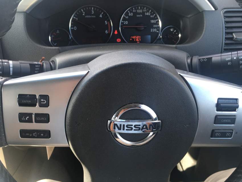 A Vendre NISSAN PATHFINDER 4.0 2012_ 7 Seated - 3 - SUV Cars  on Aster Vender