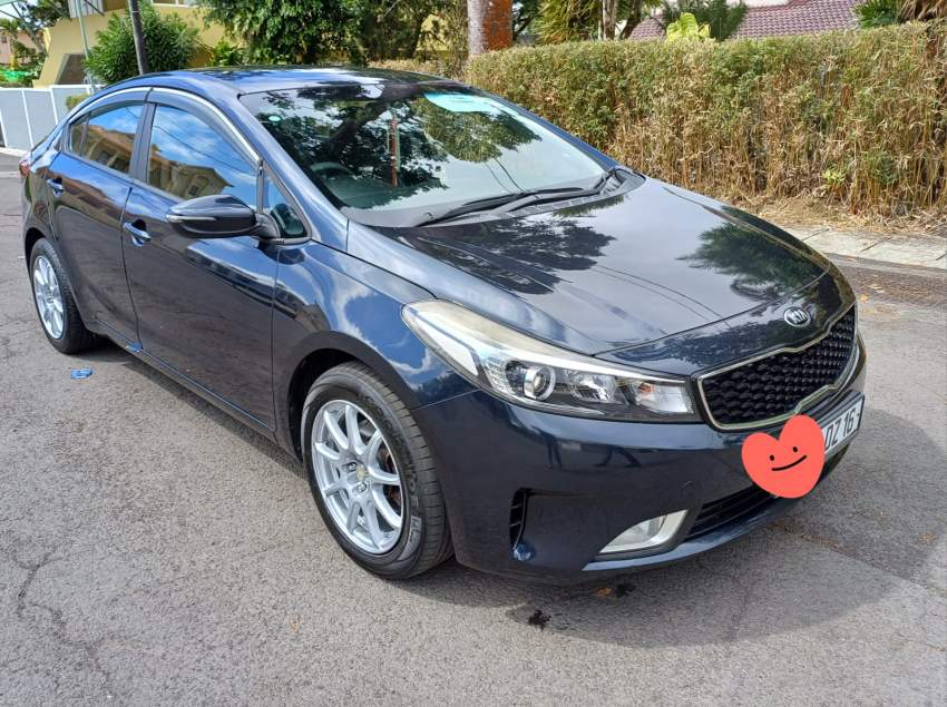 Kia Cerato-2016 - 2 - SUV Cars  on Aster Vender