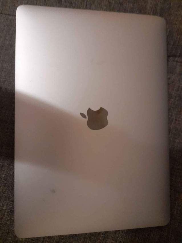 MacBook Pro M2 - 1 - Laptop  on Aster Vender