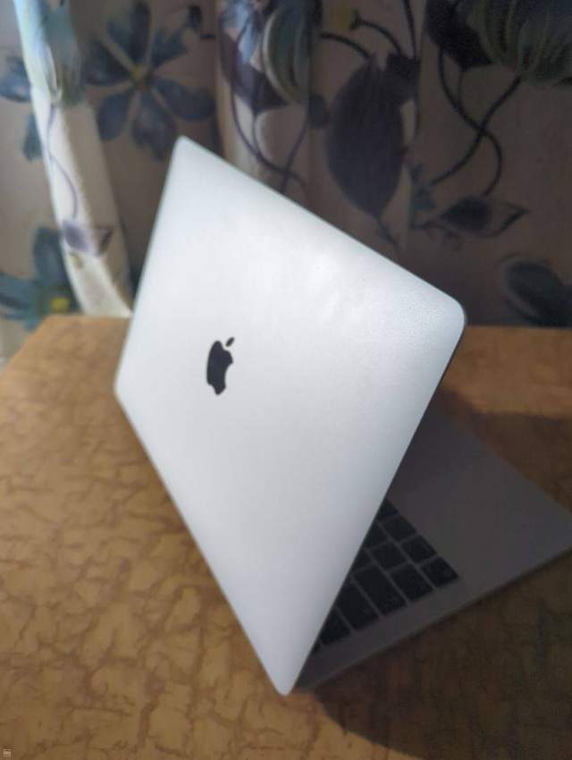 MACBOOK PRO M1 2020 - 3 - Laptop  on MauriCar