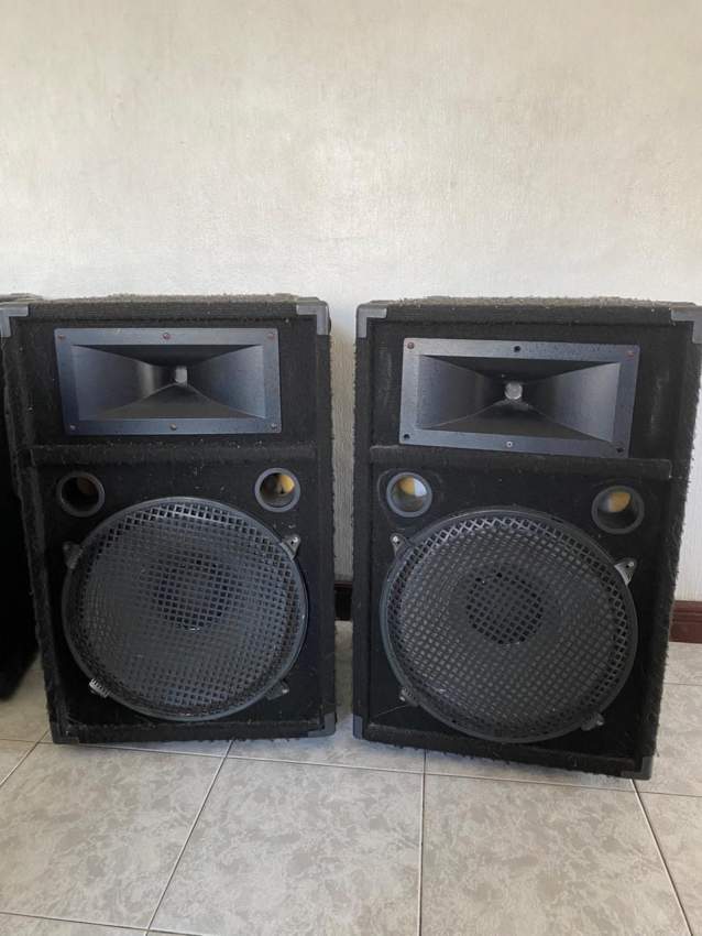 Speaker 17” pair - 0 - Other Studio Equipment  on MauriCar