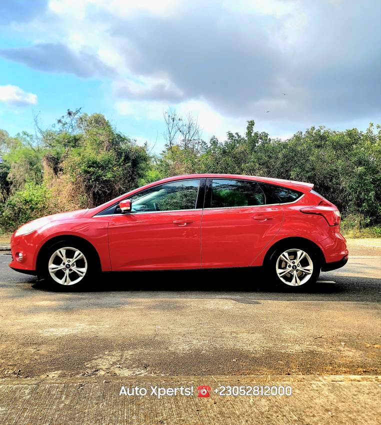 Ford Focus Titanium-2014 - 4 - Family Cars  on Aster Vender