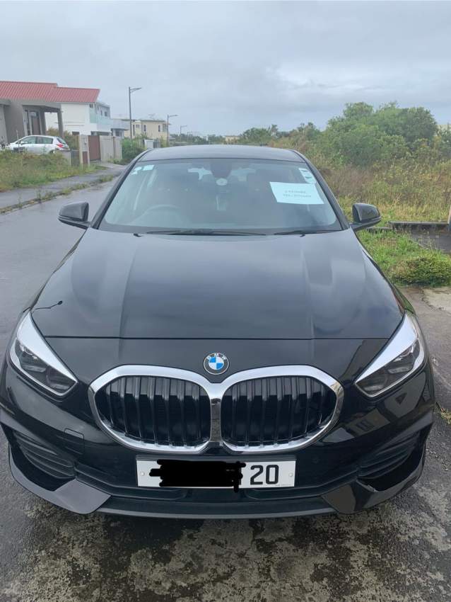 FOR SALE: BMW 118i (2020)