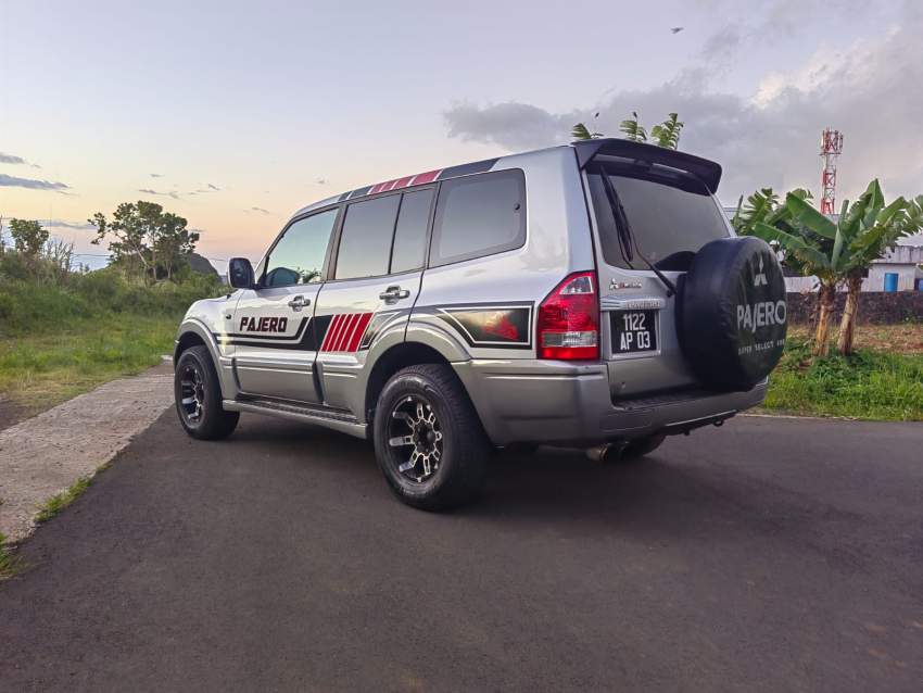 Mitsubishi Pajero for Sale 2003 - 4 - Family Cars  on Aster Vender