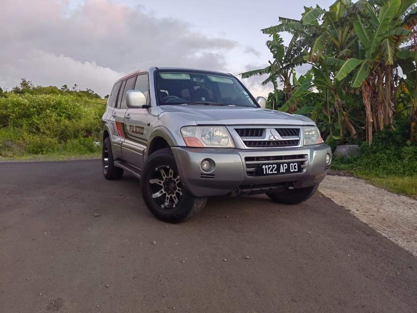 Mitsubishi Pajero for Sale 2003 - 2 - Family Cars  on Aster Vender