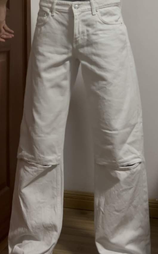 Zara white pants - 2 - Pants & Leggings (Women)  on Aster Vender