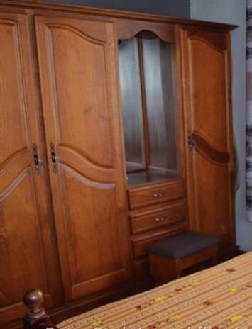 Armoire Oakwood a vendre - 0 - Bedroom Furnitures  on Aster Vender