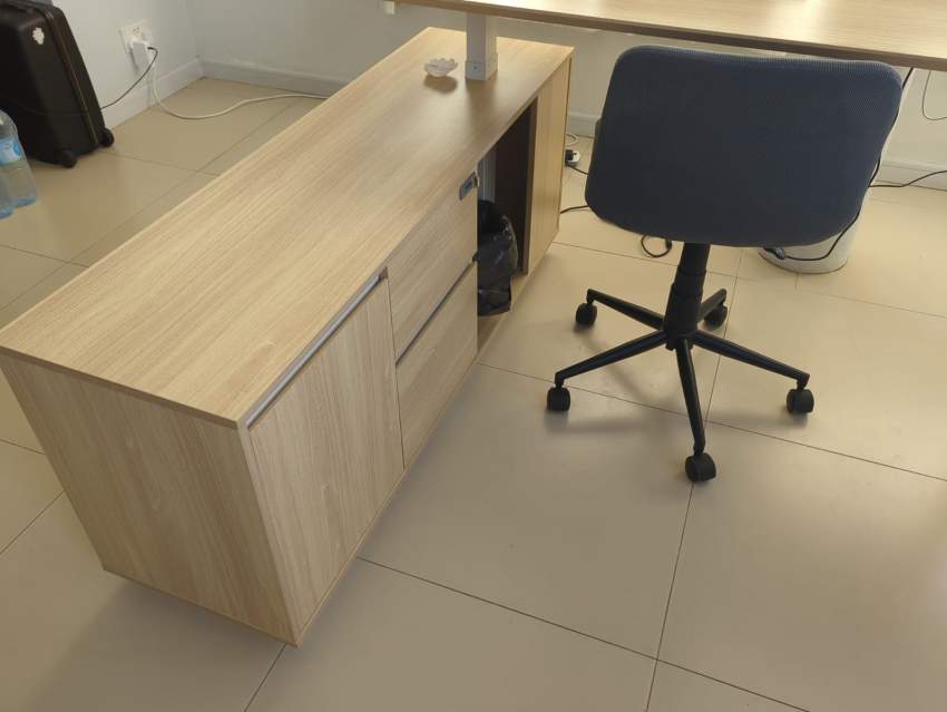 Electrical Adjustable Office Desk incl. Office Chair - 1 year old - 4 - Desks  on MauriCar