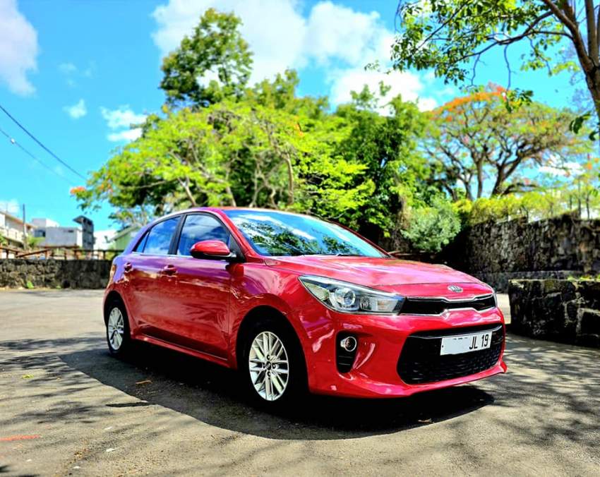 Kia Rio Hatchback 2019 - 1 - Family Cars  on Aster Vender