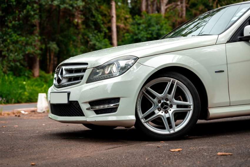 For Sale: Exclusive Mercedes-Benz C250 W204 AMG Line 2011 - 1 - Luxury Cars  on Aster Vender