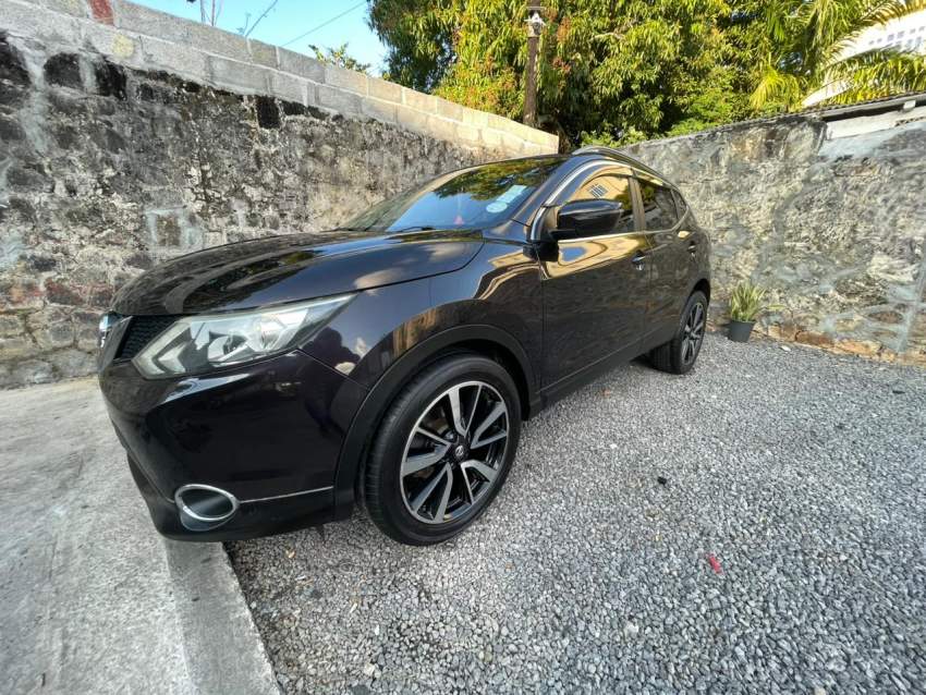 For Sale: Nissan Qashqai 1.6L Turbo Diesel – Full Option - 2 - SUV Cars  on Aster Vender