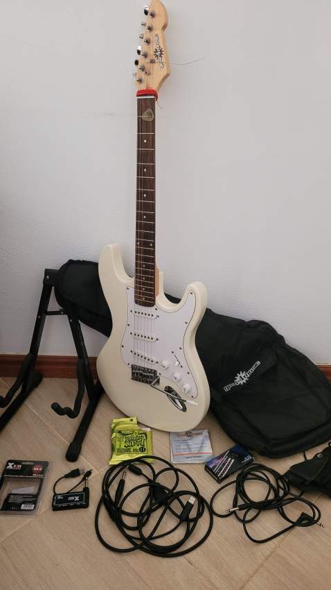 Electric guitar bundle