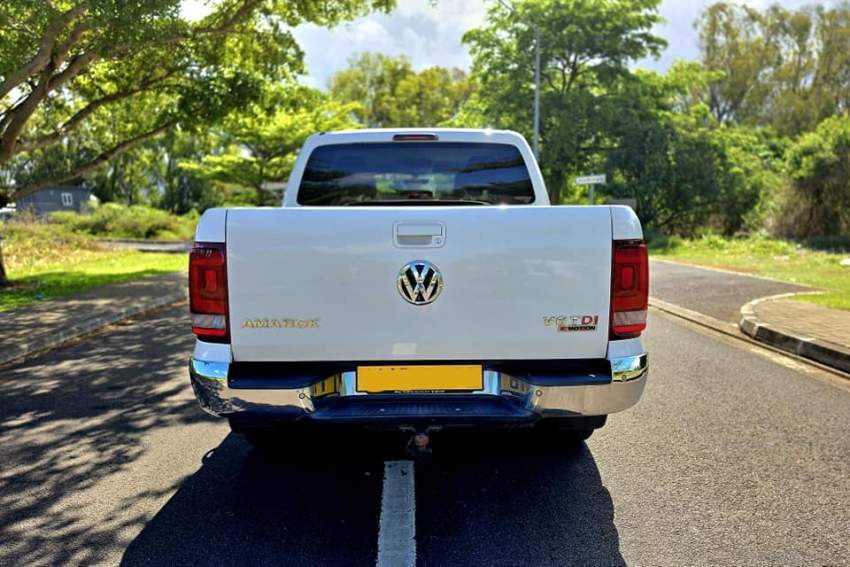 Volkswagen Amarok-2018 - 3 - Pickup trucks (4x4 & 4x2)  on Aster Vender