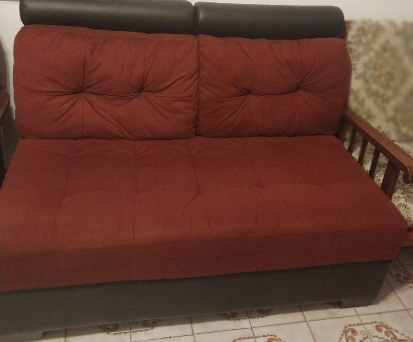 Sofa sets 5 pièces grenat très bon etat