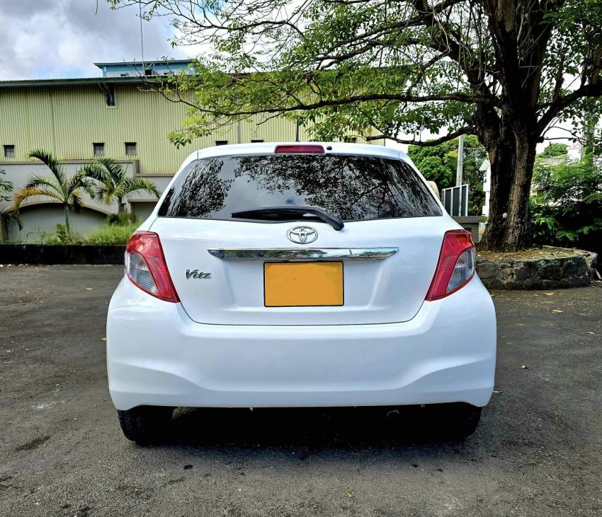 Toyota Vitz  2013 - 2 - Compact cars  on Aster Vender