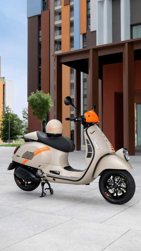 Vespa GTV 300 2024 - 1 - Scooters (above 50cc)  on Aster Vender