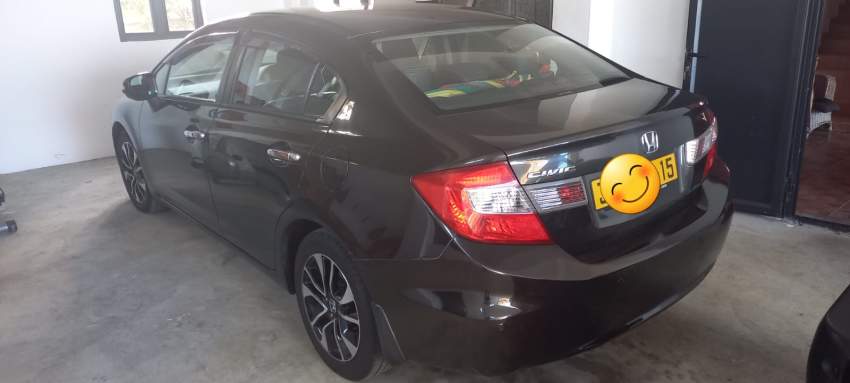 Honda Civic 1.6L Saloon  2015 - 2 - Family Cars  on Aster Vender