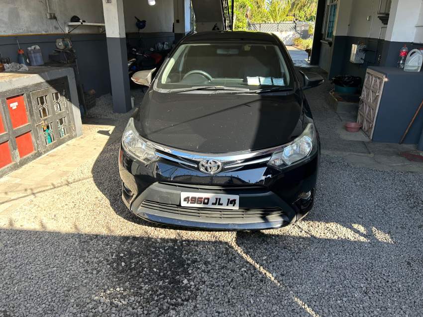 Toyota Yaris 2014 - 4 - Family Cars  on Aster Vender