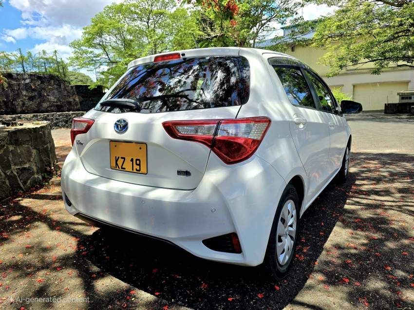 Toyota Vitz Hybrid - 2019 - 3 - Compact cars  on Aster Vender