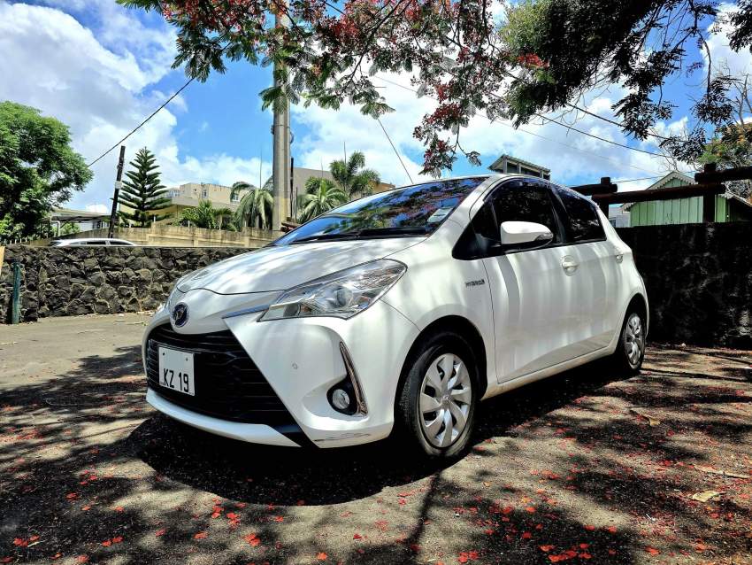 Toyota Vitz Hybrid - 2019 - 2 - Compact cars  on Aster Vender