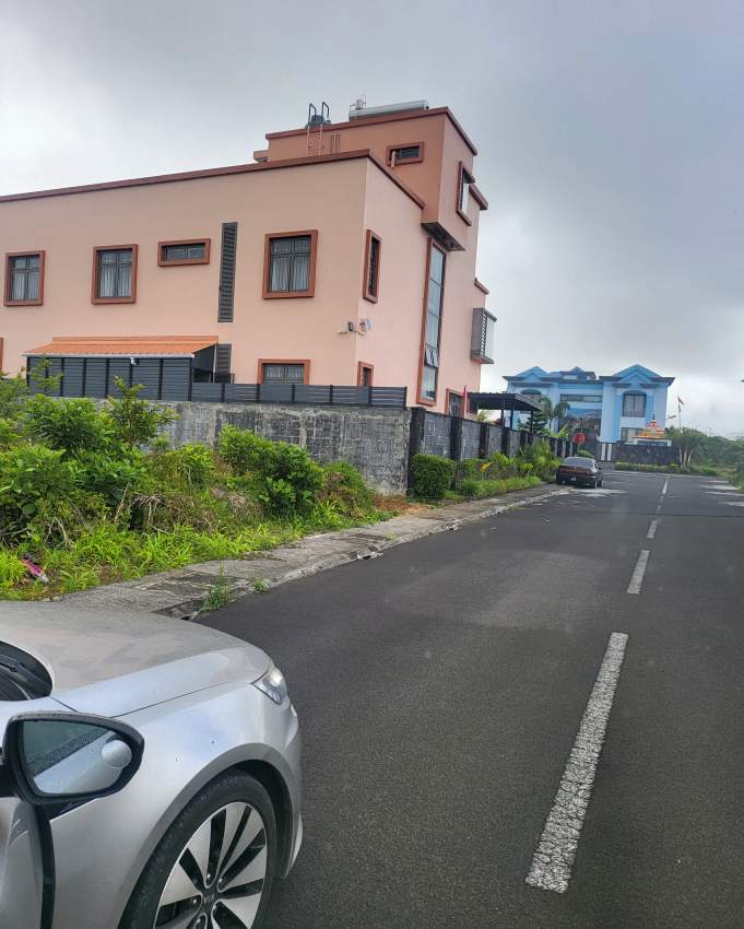 Land for sale on Aster Vender