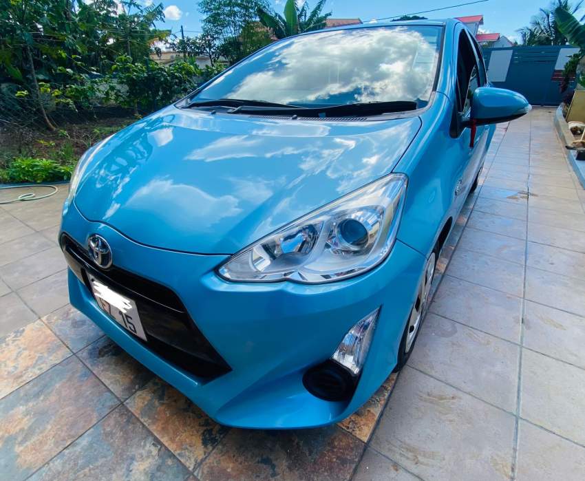 FOR SALE: TOYOTA AQUA 2015 - 2 - Family Cars  on Aster Vender