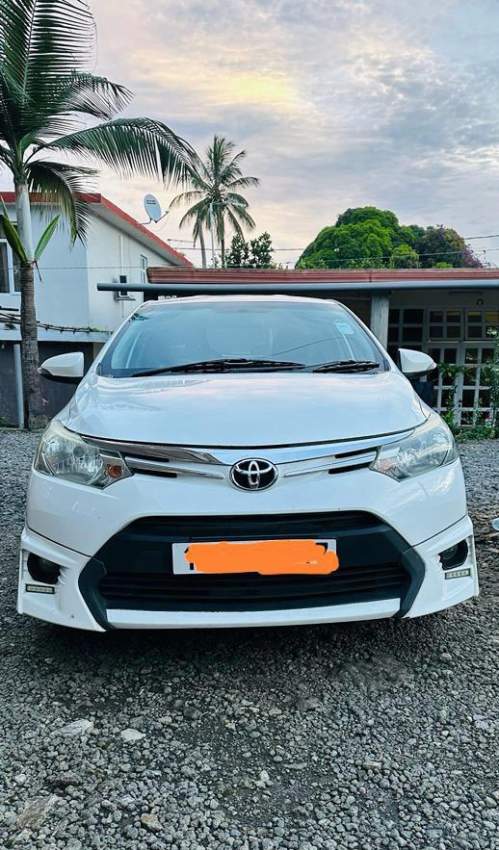 Toyota Yaris Year : 2017