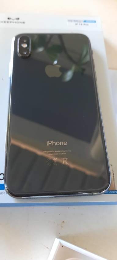 Iphone xs 256 GB second hand(black) - 1 - iPhones  on Aster Vender