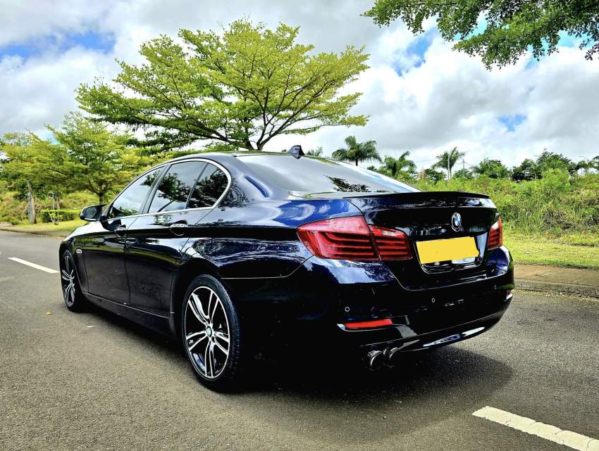 BMW 520i F10 2015 - 4 - Luxury Cars  on Aster Vender