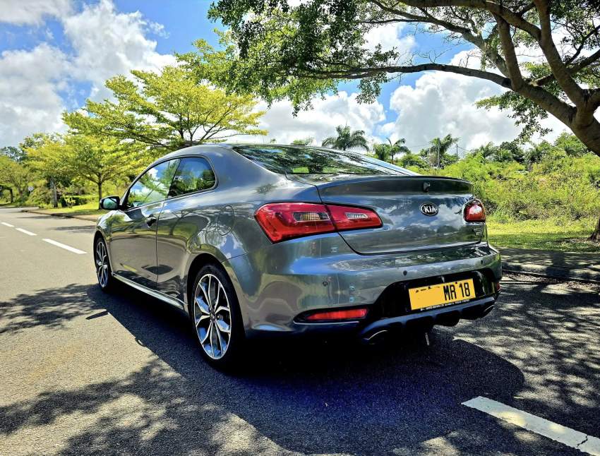 Kia Cerato Coup T-GDi 2018 - 5 - Compact cars  on Aster Vender